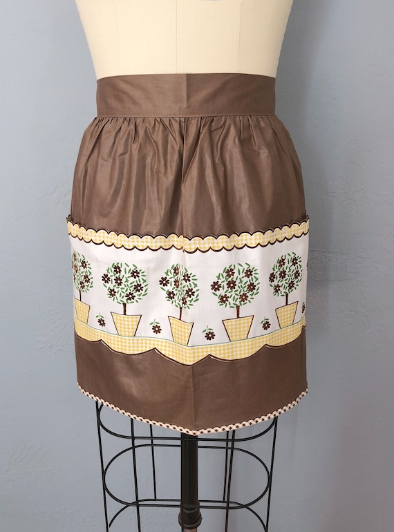 1950s Floral Cotton Apron: Vintage Hostess Half Apron