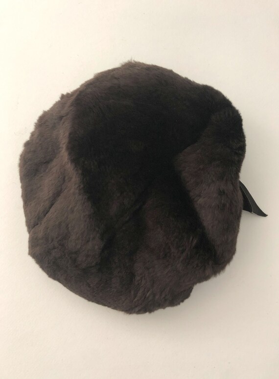 vintage 60s faux fur pill box hat | fur beret | v… - image 9