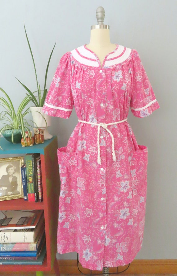 1980s red paisley floral house dress | large | mum