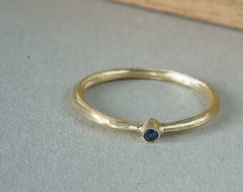 Fine ring gold, round ring gold, sapphire engagement ring for women, dainty ring 14k gold, modern engagement ring, dainty gemstone ring