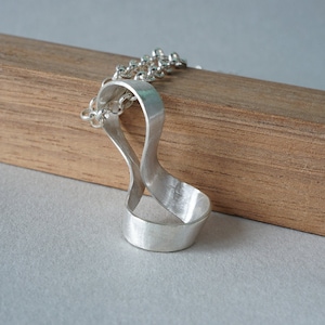 Mobius strip pendant in silver, Möbius pendant, Maths jewelry, Moebius band pendant, Science jewelry for women, gift for science teacher