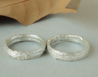 Tree bark wedding band ring set for couples. 5mm silver wedding band. Sterling silver tree bark wedding band ring. Wedding ring bark texture