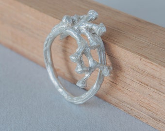 Delicate Silver Twig Ring - Adjustable Vine Branch Jewelry
