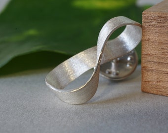 Small Mobius Strip Pin, Math Gift