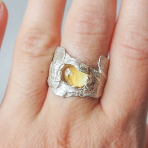 Large cocktail ring with November birthstone. November birthstone ring. Tree branch ring silver. Large branch ring. Wide branch ring silver