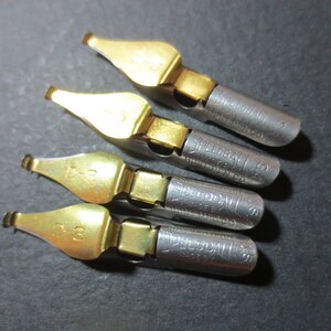 Set of Four D-3 Speedball, Hunt Co., Calligraphy Nibs, Broadbent Nibs, Lettering Nibs, Metal Nibs, Steel Nibs, Speedball Nibs, Hunt Pen Nib