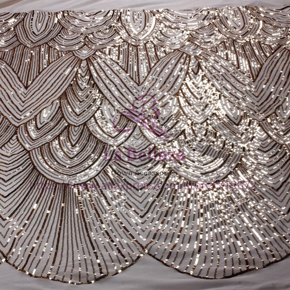 Paillettes or/noir sur extensible 4 voies extensible sur tissu de dentelle broderie net de robe de soirée/mariage a6509b Paillettes or/noir sur extensible 4 voies extensible sur tissu de dentelle broderie net de robe de soirée/mariage a6509b
