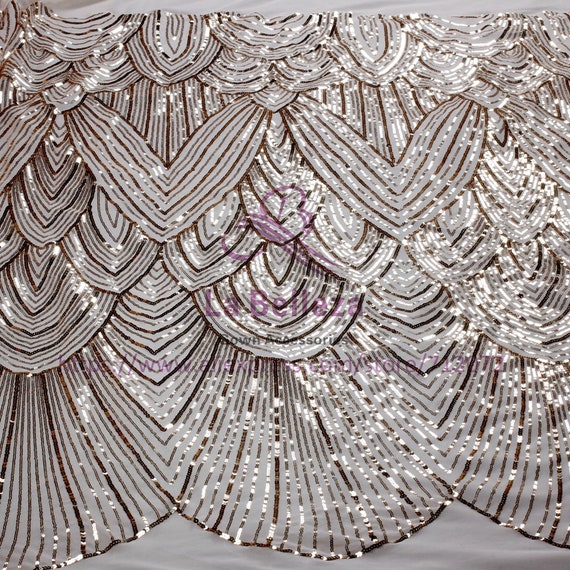 Paillettes or/noir sur extensible 4 voies extensible sur tissu de dentelle broderie net de robe de soirée/mariage a6509b Paillettes or/noir sur extensible 4 voies extensible sur tissu de dentelle broderie net de robe de soirée/mariage a6509b