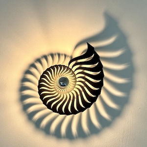 Lampa ścienna Nautilus Shadow, drewno, lakierowana na czarno, nowoczesna lampa ścienna, lampa sufitowa, śródziemnomorska i przytulna