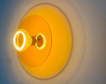 Designlampe aus Plexiglas und Glas,  LED warmweiß, Moderne trifft Gemütlichkeit