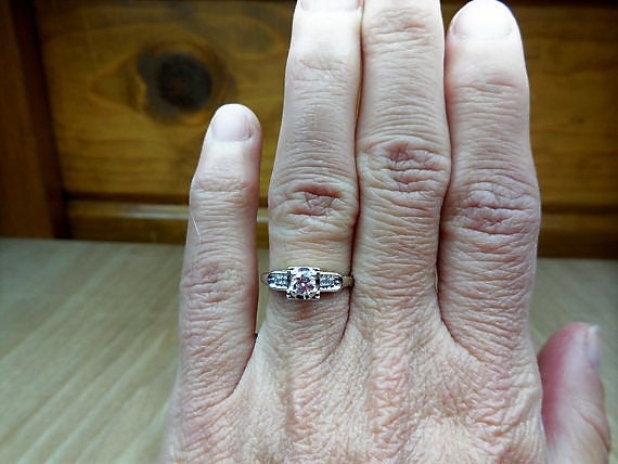Vintage Engagement Ring .29ct Diamond Engagement … - image 10