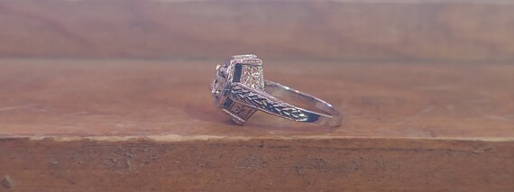 Antique .33ct Diamond 18k White Gold Engagement R… - image 9