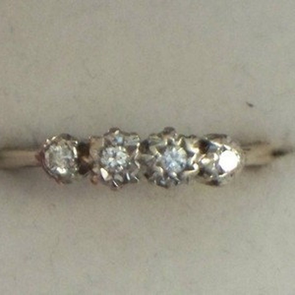 Vintage Antique .20ct Diamond 9ct/Platinum Band Ring