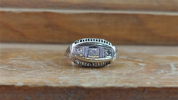 Art Deco Engagement Ring .17ct Old Mine Cut Diamo… - image 1