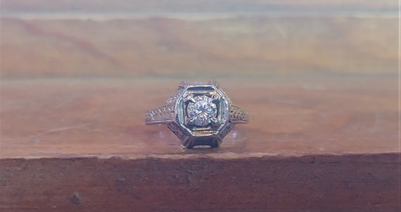 Antique .33ct Diamond 18k White Gold Engagement R… - image 2