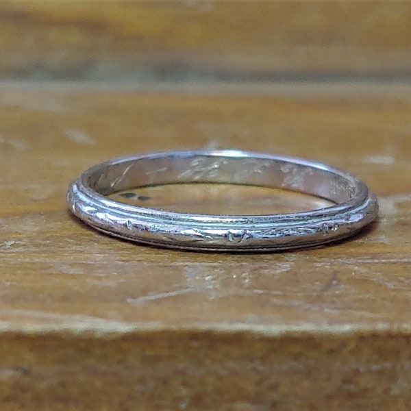 Platinum Wedding Band - Etsy