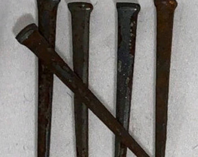 A set of five 2-2.5-in antique iron square head nails perfect for Witchcraft, Wicca, Pagan, Voodoo, Hoodoo, Voudun, Santeria and more