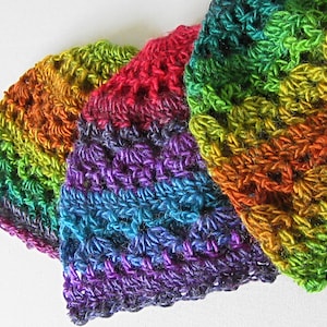 Crochet lace effect hat, fits Teen to Adult