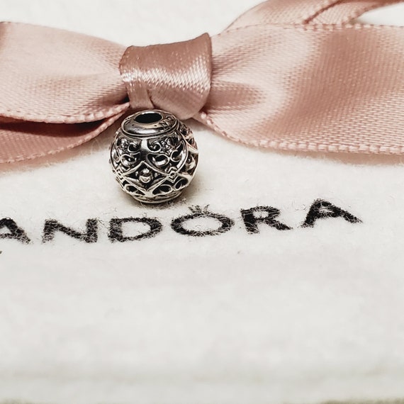 Authentic Pandora Essence Affection Charm # 796056