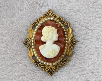 Molded Glass Cameo with Faux Seed Pearls Vintage