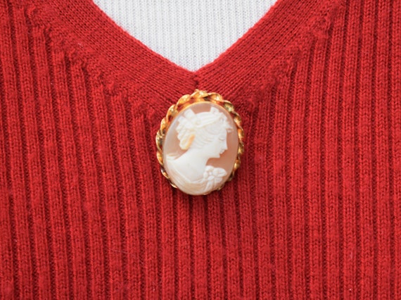 Victorian Revival Carved Shell Cameo Brooch Penda… - image 2