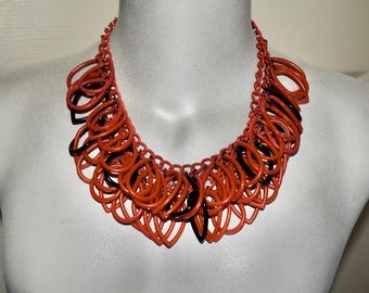 Plastic Teardrops on Enamel Chain Necklace and Earrings Set