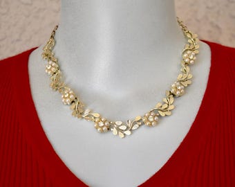 Coro Faux Pearl Flowers with Textured Leaves Necklace Vintage