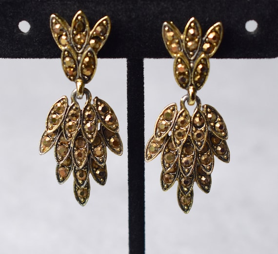Aurum Rhinestone Dangle Clip Earrings Gold Tone V… - image 1