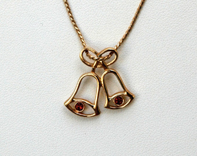 Avon Christmas Bells 1980 Necklace Vintage Etsy