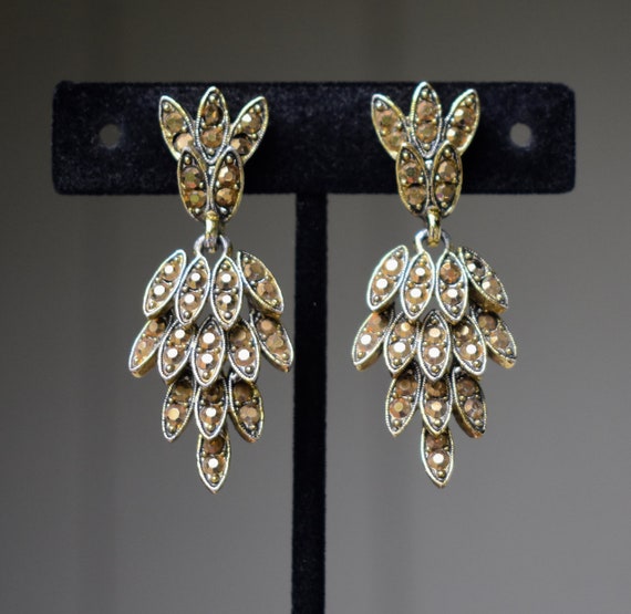 Aurum Rhinestone Dangle Clip Earrings Gold Tone V… - image 4
