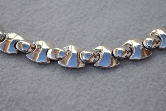 Shiny Silver Tone Link Necklace Vintage - image 7