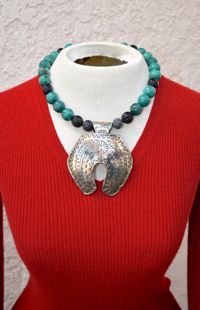 Turquoise and Black Onyx with Silver Tone Southwest Focal Necklace and Earrings image 7