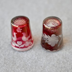 Etched Cranberry Glass and Ruby Glass Thimble Pair Vintage Collectibles