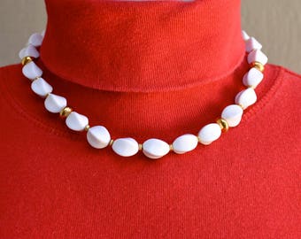 Napier White and Gold Necklace Vintage