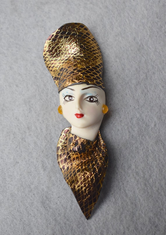 High Fashion Lady In Gold Snakeskin Hat Brooch an… - image 4