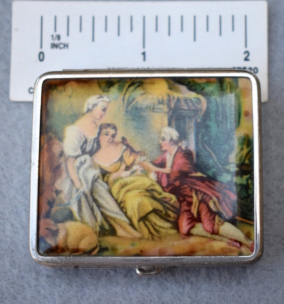 Victorian Style Compact Vintage Collectible - image 2