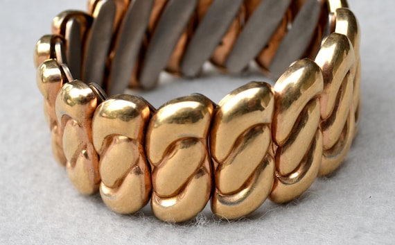 Bugbee and Niles Co. Expansion Bracelet Gold Tone
