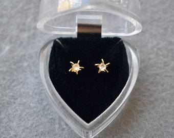 Rhinestone Stud Earrings In Original Heart Presentation Box Vintage NOS