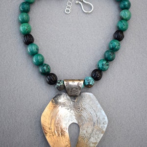 Turquoise and Black Onyx with Silver Tone Southwest Focal Necklace and Earrings image 5