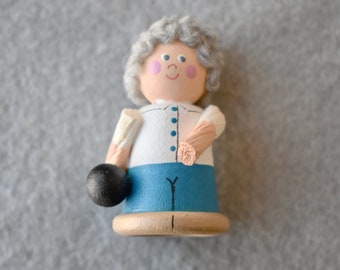 Bowling Granny Collectible Thimble Vintage