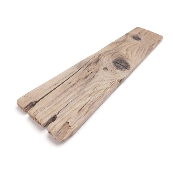 18" Knotty, Weathered Driftwood Board