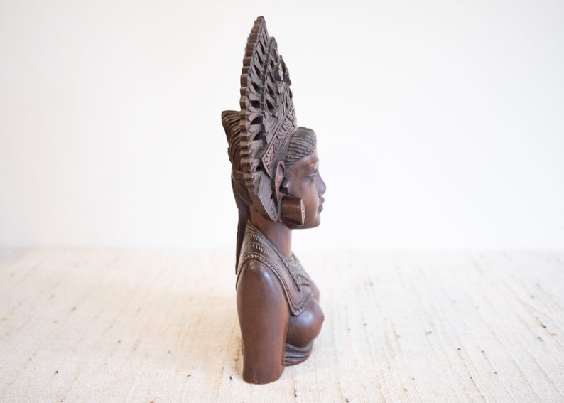 Balinese Hand Carved Wood Feminine Figure by KlungKung image 3