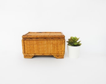 Vintage Rattan Jewelry Box