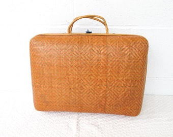 Woven Suitcase Purse Bag with Blue Clasp