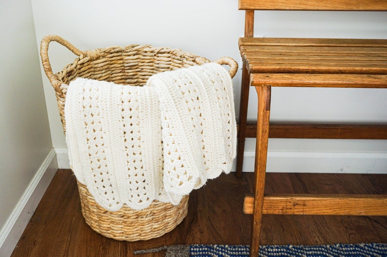 Knitted Crochet Ivory Throw Blanket image 8