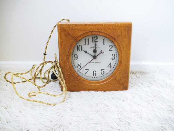 Winkelcentrum Doe herleven tekort Telechron Electric Oak Framed Clock Made in the USA - Etsy België
