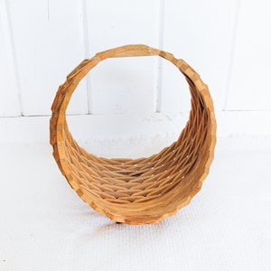 Hanging Wood Basket image 4