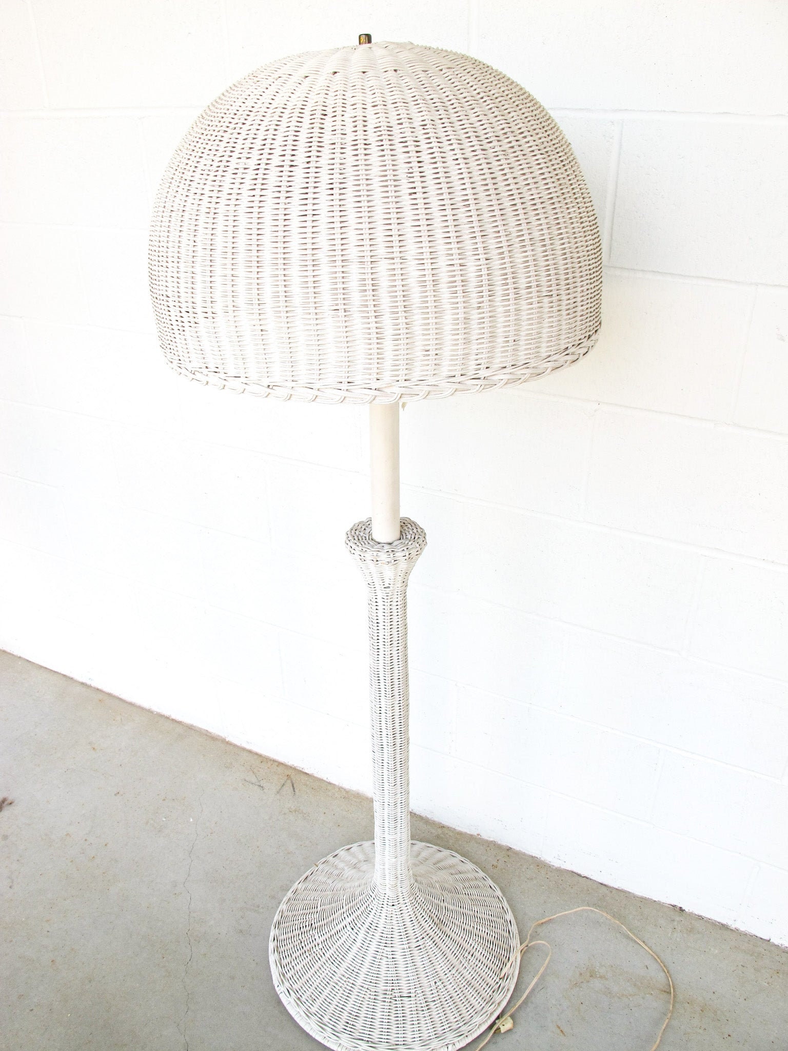 Art Deco Style White Wicker Floor Lamp Etsy