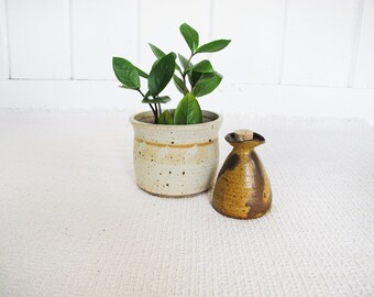 Ceramic Oil Jar with Cork Lid