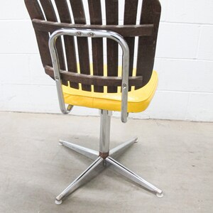 Midcentury Rotating Vinyl Chair with Slatted Wood Back and Chrome Base image 4